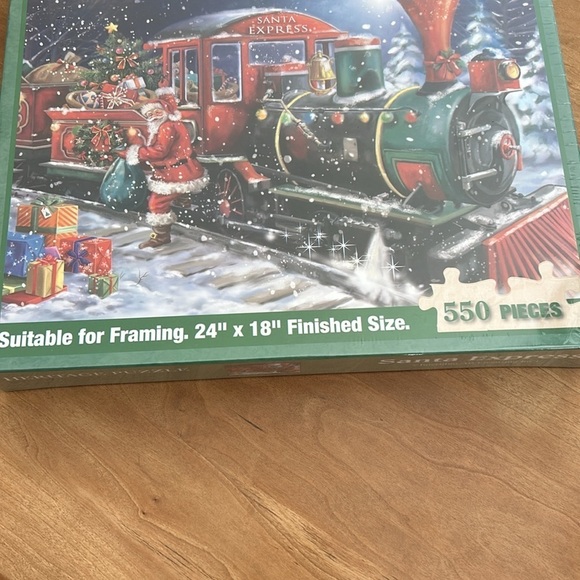 Santa Express 550 Piece Puzzle NWT - Picture 3 of 8